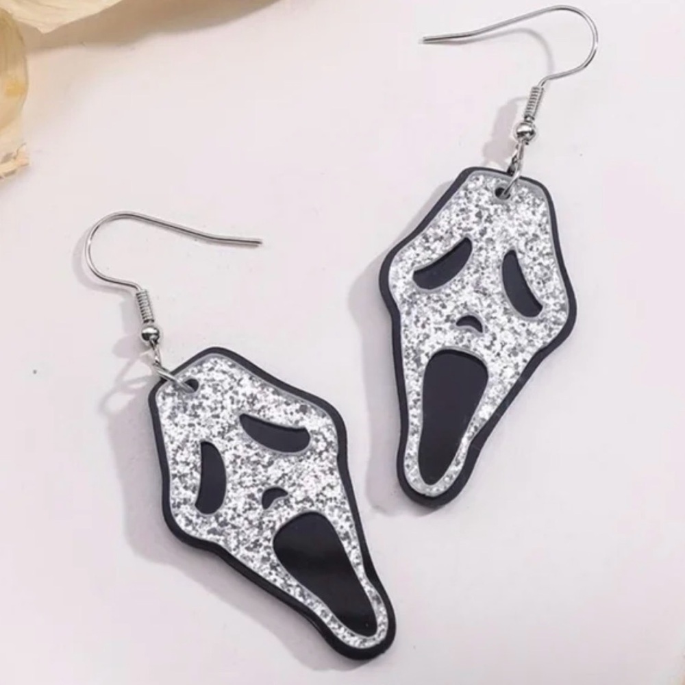 NEW GLITTER GHOSTFACE DANGLES - Boutique